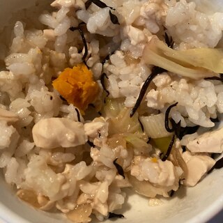 幼児食♡ 南瓜と豆腐とキャベツのひじきご飯
